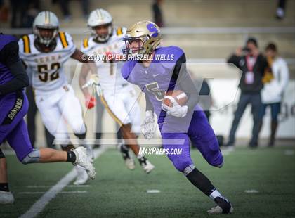Thumbnail 1 in Santana vs. Serra (CIF SDS Division 4 Final) photogallery.