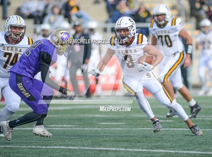 Thumbnail 3 in Santana vs. Serra (CIF SDS Division 4 Final) photogallery.