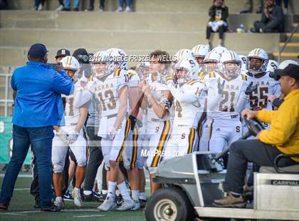 Thumbnail 2 in Santana vs. Serra (CIF SDS Division 4 Final) photogallery.