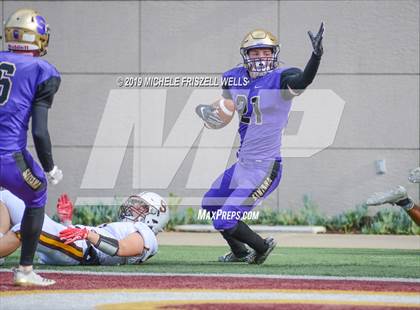Thumbnail 2 in Santana vs. Serra (CIF SDS Division 4 Final) photogallery.