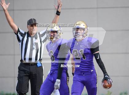 Thumbnail 3 in Santana vs. Serra (CIF SDS Division 4 Final) photogallery.