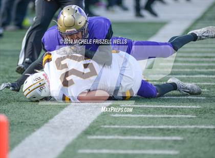 Thumbnail 2 in Santana vs. Serra (CIF SDS Division 4 Final) photogallery.