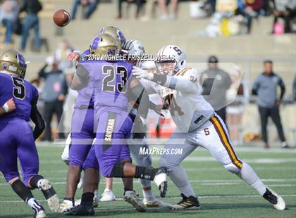 Thumbnail 1 in Santana vs. Serra (CIF SDS Division 4 Final) photogallery.