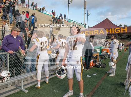 Thumbnail 2 in Santana vs. Serra (CIF SDS Division 4 Final) photogallery.