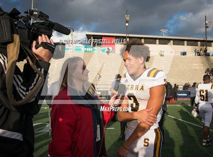 Thumbnail 2 in Santana vs. Serra (CIF SDS Division 4 Final) photogallery.