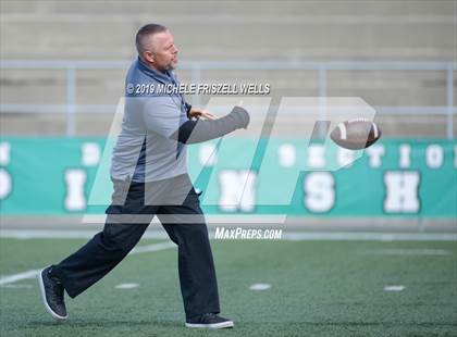Thumbnail 3 in Santana vs. Serra (CIF SDS Division 4 Final) photogallery.