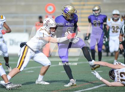 Thumbnail 3 in Santana vs. Serra (CIF SDS Division 4 Final) photogallery.