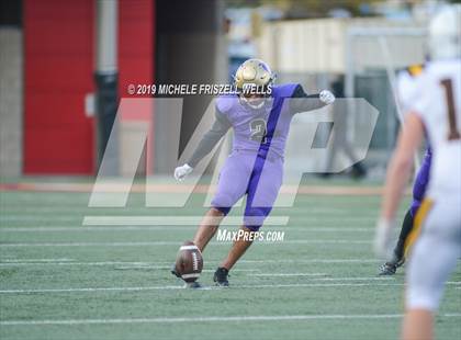 Thumbnail 2 in Santana vs. Serra (CIF SDS Division 4 Final) photogallery.