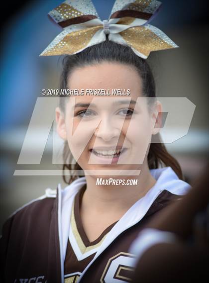 Thumbnail 3 in Santana vs. Serra (CIF SDS Division 4 Final) photogallery.