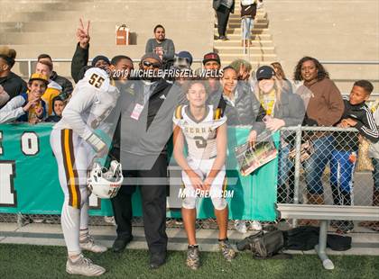 Thumbnail 3 in Santana vs. Serra (CIF SDS Division 4 Final) photogallery.