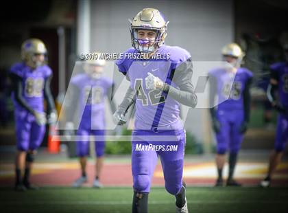 Thumbnail 1 in Santana vs. Serra (CIF SDS Division 4 Final) photogallery.
