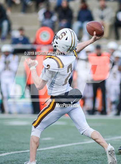 Thumbnail 3 in Santana vs. Serra (CIF SDS Division 4 Final) photogallery.
