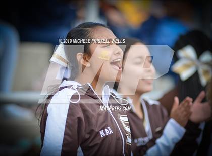 Thumbnail 1 in Santana vs. Serra (CIF SDS Division 4 Final) photogallery.