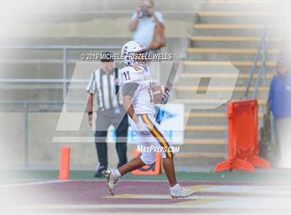 Thumbnail 2 in Santana vs. Serra (CIF SDS Division 4 Final) photogallery.