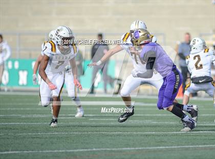 Thumbnail 2 in Santana vs. Serra (CIF SDS Division 4 Final) photogallery.
