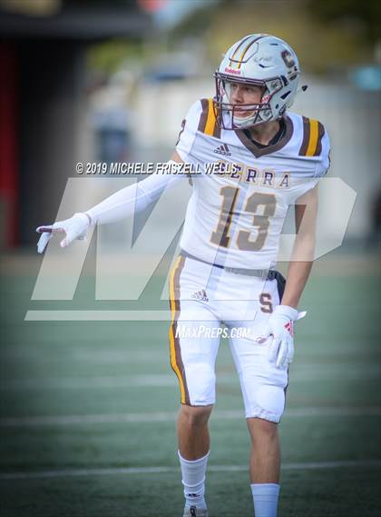 Thumbnail 2 in Santana vs. Serra (CIF SDS Division 4 Final) photogallery.