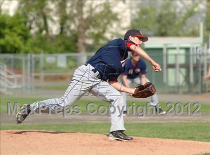 Thumbnail 3 in Foran @ Xavier photogallery.