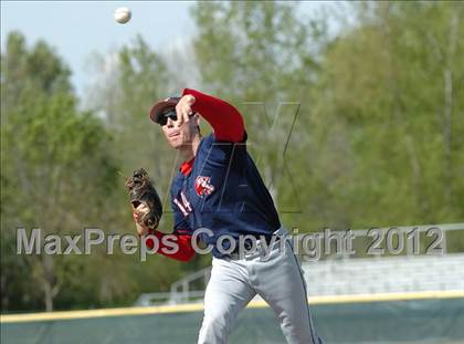 Thumbnail 3 in Foran @ Xavier photogallery.