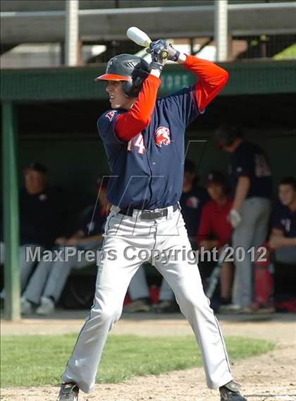 Thumbnail 1 in Foran @ Xavier photogallery.