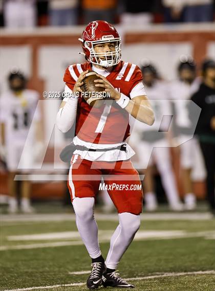 Thumbnail 3 in Green Canyon vs Crimson Cliffs (UHSAA 4A Semifinal) photogallery.