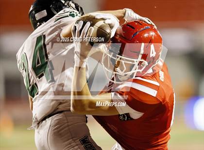 Thumbnail 3 in Green Canyon vs Crimson Cliffs (UHSAA 4A Semifinal) photogallery.