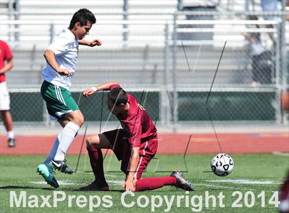 Thumbnail 2 in Royal vs. Southwest (CIF SoCal Regional D2 Final) photogallery.