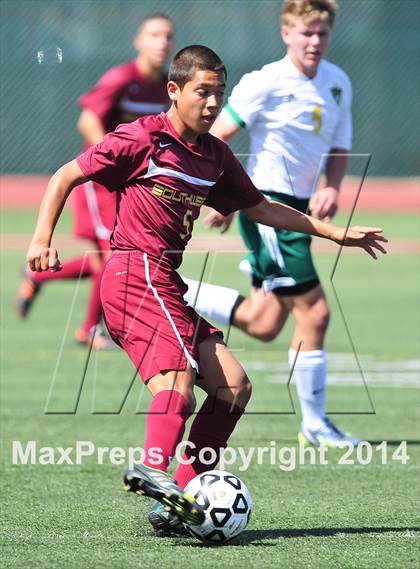 Thumbnail 3 in Royal vs. Southwest (CIF SoCal Regional D2 Final) photogallery.