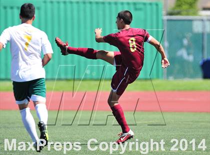 Thumbnail 2 in Royal vs. Southwest (CIF SoCal Regional D2 Final) photogallery.