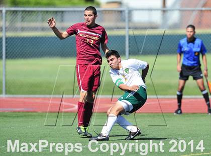 Thumbnail 1 in Royal vs. Southwest (CIF SoCal Regional D2 Final) photogallery.