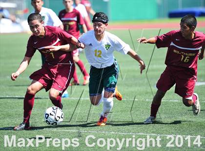 Thumbnail 1 in Royal vs. Southwest (CIF SoCal Regional D2 Final) photogallery.