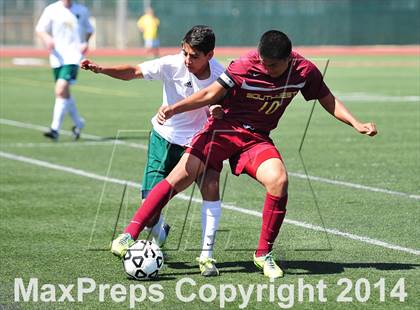 Thumbnail 2 in Royal vs. Southwest (CIF SoCal Regional D2 Final) photogallery.