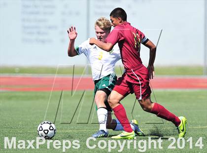 Thumbnail 2 in Royal vs. Southwest (CIF SoCal Regional D2 Final) photogallery.