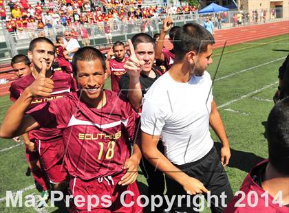 Thumbnail 2 in Royal vs. Southwest (CIF SoCal Regional D2 Final) photogallery.