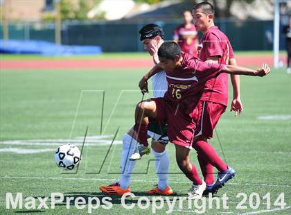 Thumbnail 3 in Royal vs. Southwest (CIF SoCal Regional D2 Final) photogallery.