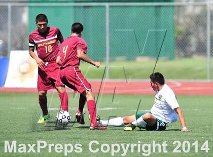 Thumbnail 1 in Royal vs. Southwest (CIF SoCal Regional D2 Final) photogallery.