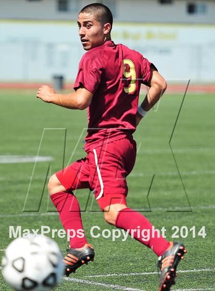 Thumbnail 2 in Royal vs. Southwest (CIF SoCal Regional D2 Final) photogallery.