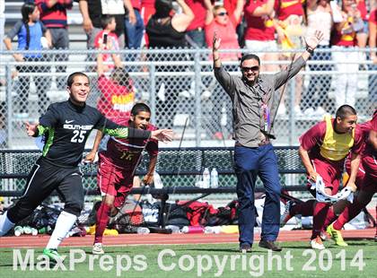 Thumbnail 3 in Royal vs. Southwest (CIF SoCal Regional D2 Final) photogallery.