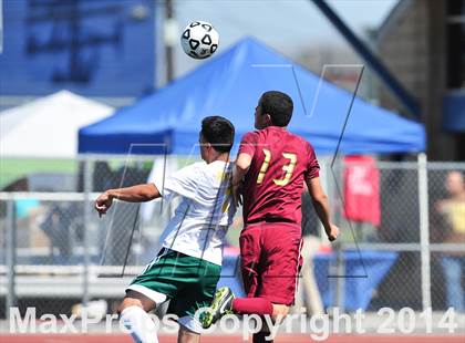 Thumbnail 1 in Royal vs. Southwest (CIF SoCal Regional D2 Final) photogallery.