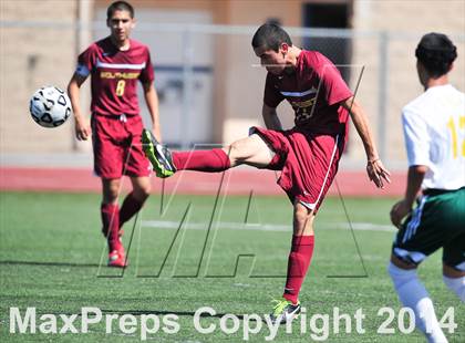 Thumbnail 1 in Royal vs. Southwest (CIF SoCal Regional D2 Final) photogallery.