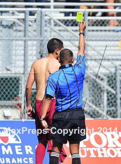 Thumbnail 1 in Royal vs. Southwest (CIF SoCal Regional D2 Final) photogallery.