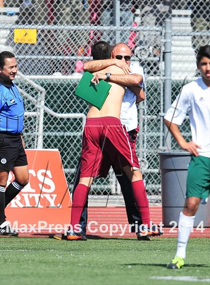 Thumbnail 3 in Royal vs. Southwest (CIF SoCal Regional D2 Final) photogallery.