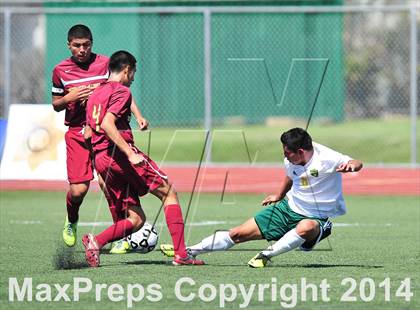 Thumbnail 3 in Royal vs. Southwest (CIF SoCal Regional D2 Final) photogallery.
