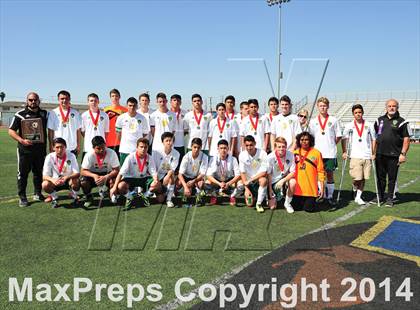 Thumbnail 2 in Royal vs. Southwest (CIF SoCal Regional D2 Final) photogallery.