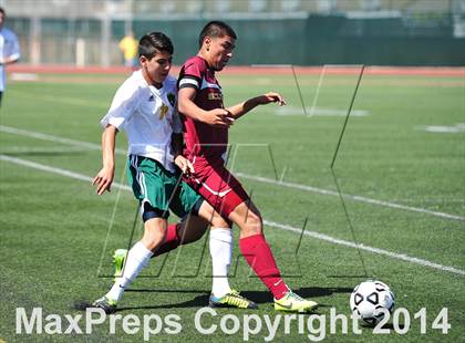 Thumbnail 3 in Royal vs. Southwest (CIF SoCal Regional D2 Final) photogallery.