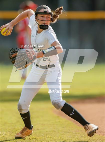 Thumbnail 2 in Strong Rock Christian vs. Calvary Christian (GIAA 4A Final) photogallery.