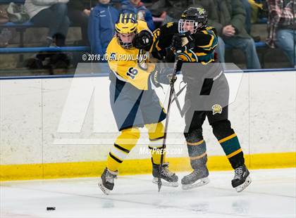 Thumbnail 2 in Glenbrook South vs. Glenbrook North photogallery.