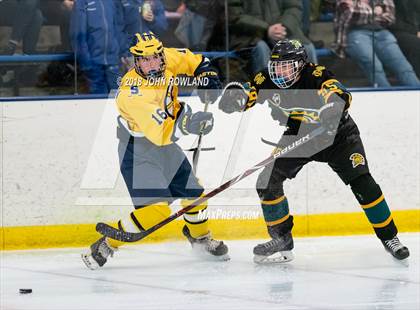 Thumbnail 3 in Glenbrook South vs. Glenbrook North photogallery.