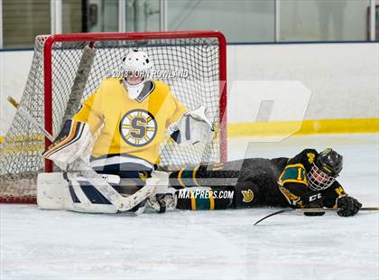 Thumbnail 1 in Glenbrook South vs. Glenbrook North photogallery.