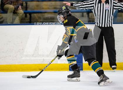 Thumbnail 3 in Glenbrook South vs. Glenbrook North photogallery.