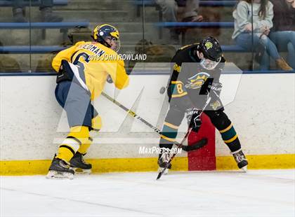 Thumbnail 3 in Glenbrook South vs. Glenbrook North photogallery.